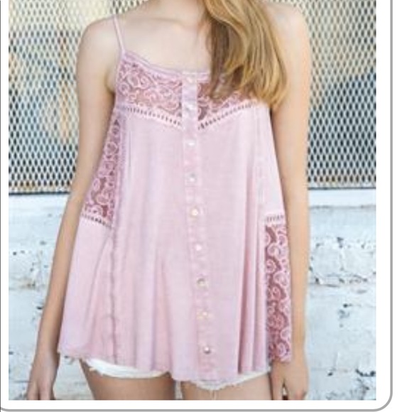 POL Tops - POL 🌸 Beautiful Top 🌸🌸